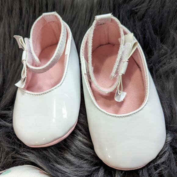 Infant Girl Shoe Bundle sz 3 - Picture 3 of 7